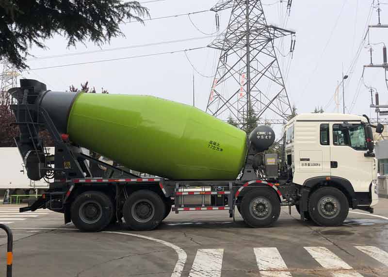 凌宇牌CLY5317GJB30E61混凝土攪拌運(yùn)輸車公告圖片