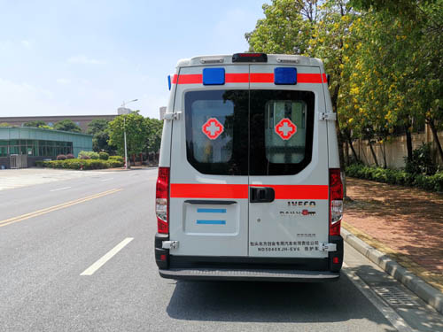 北地牌ND5040XJH-EV6救护车公告图片