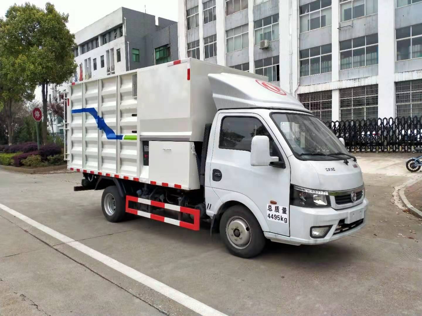 伟诺牌CWN5042TWF6EQ物料粉碎车公告图片