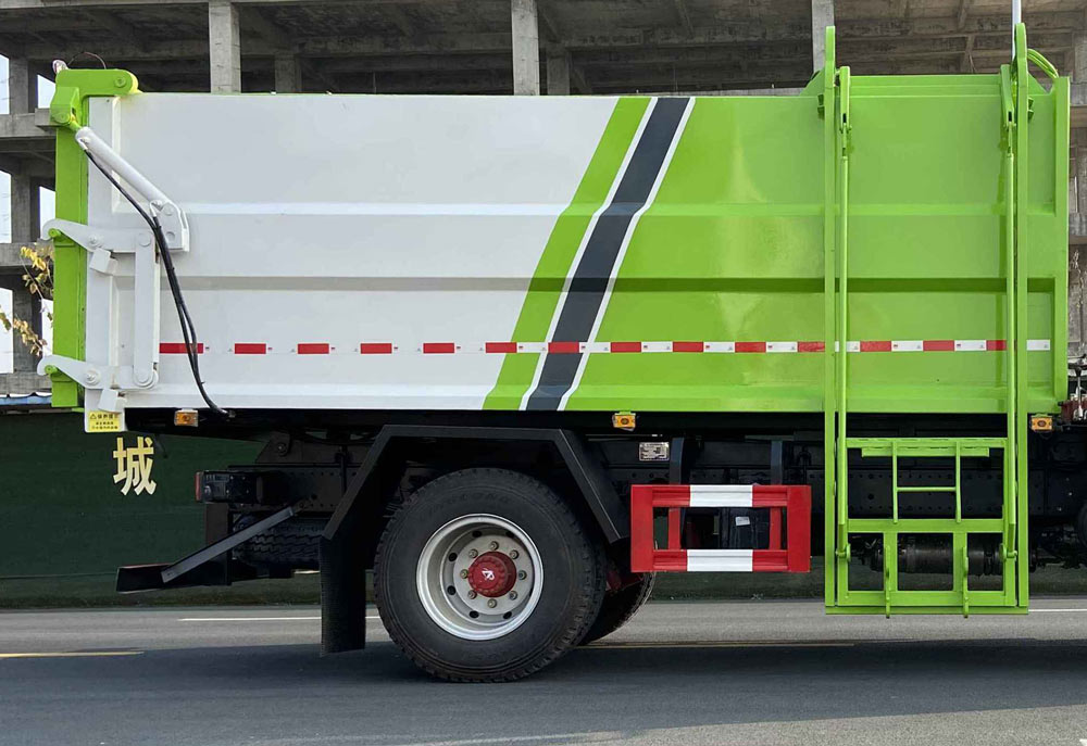 程力威牌CLW5160ZZZ6自装卸式垃圾车公告图片