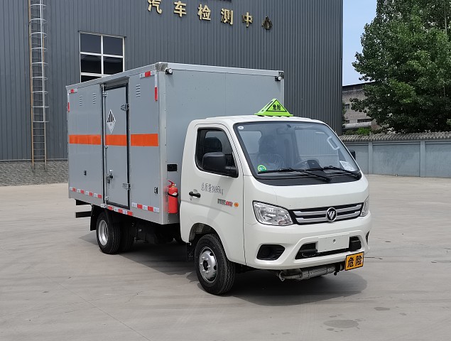 中达凯牌ZDK5030XZW杂项危险物品厢式运输车公告图片