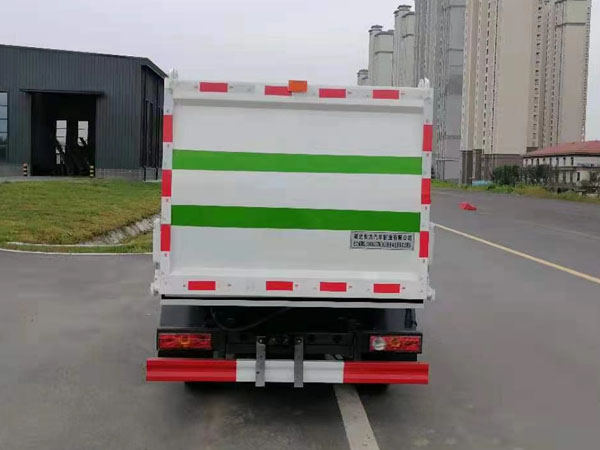长力威牌CLA5030ZZZBEVDL纯电动自装卸式垃圾车公告图片