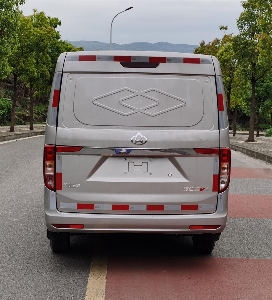 長(zhǎng)安牌SC5021XXYWQ6B4廂式運(yùn)輸車公告圖片