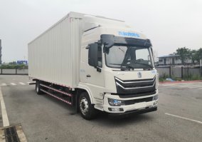 翼开启厢式车