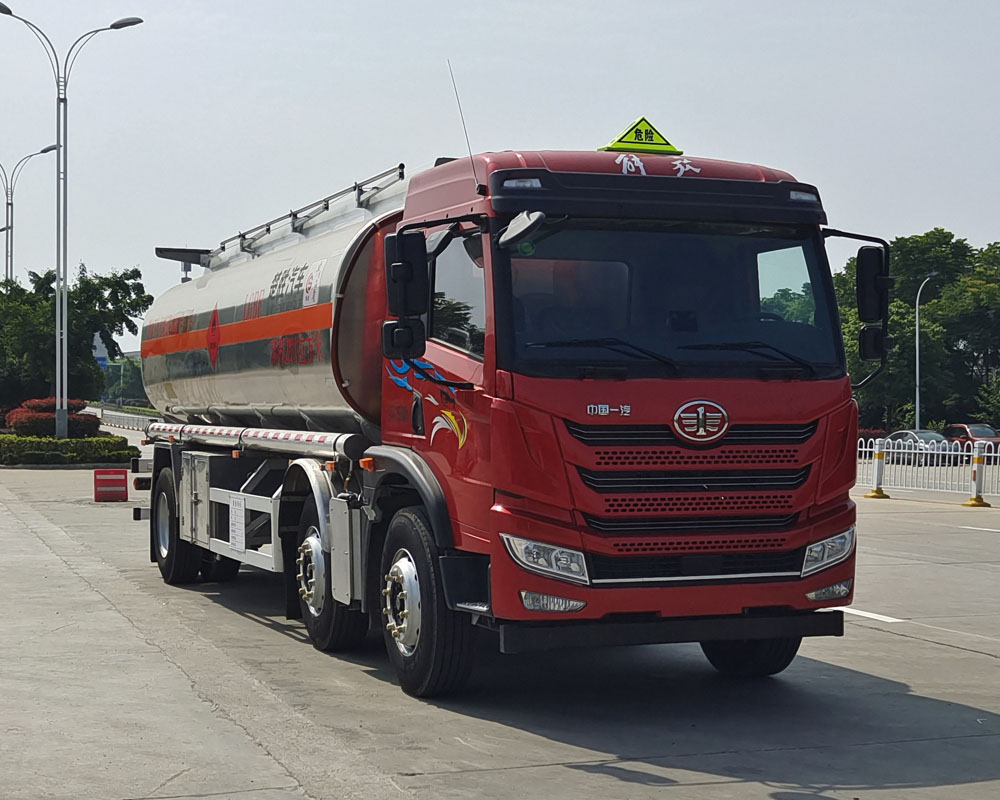 楚勝牌CSC5262GYYLCA6A鋁合金運油車公告圖片