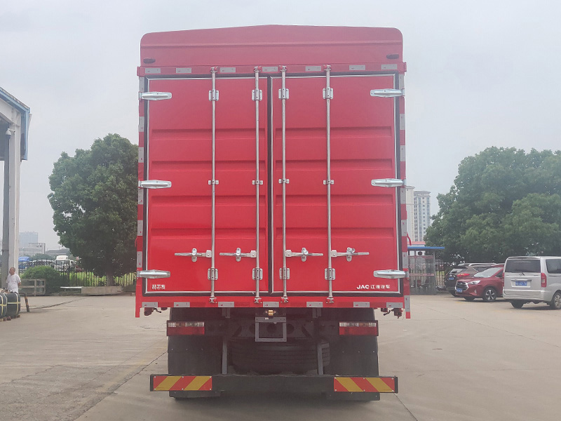 江淮牌HFC5251CCYP3K3D43S倉柵式運輸車公告圖片