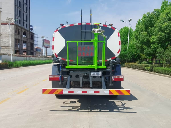 長(zhǎng)力威牌CLA5165GPSEQ綠化噴灑車(chē)公告圖片