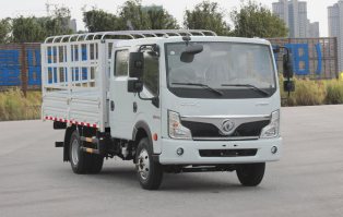 仓栅式运输车