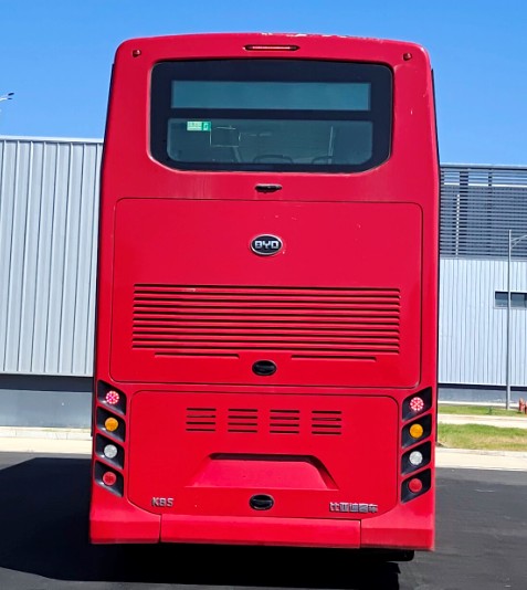 比亚迪牌BYD6100BD2EV1纯电动低入口双层城市客车公告图片