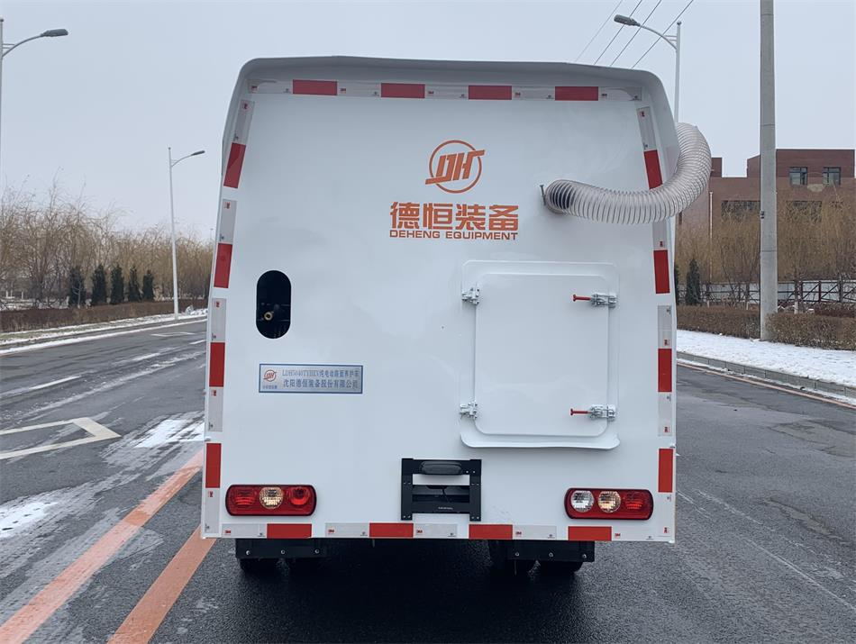 環(huán)科德恒牌LDH5040TYHEV純電動路面養(yǎng)護車公告圖片