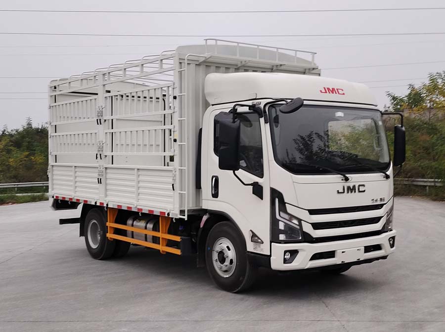 江鈴牌JX5079CCYTGH26倉(cāng)柵式運(yùn)輸車公告圖片