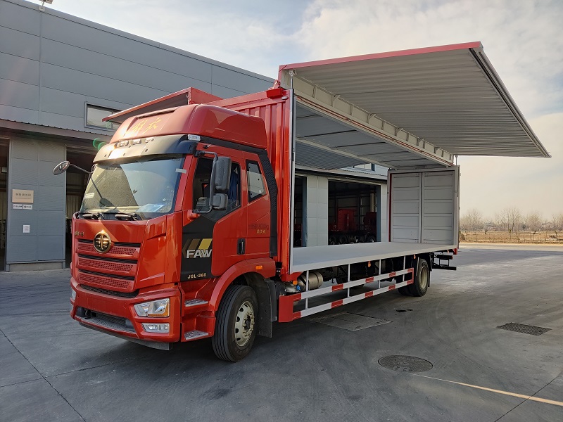 天順牌CHZ5181XYKC6翼開啟廂式車公告圖片