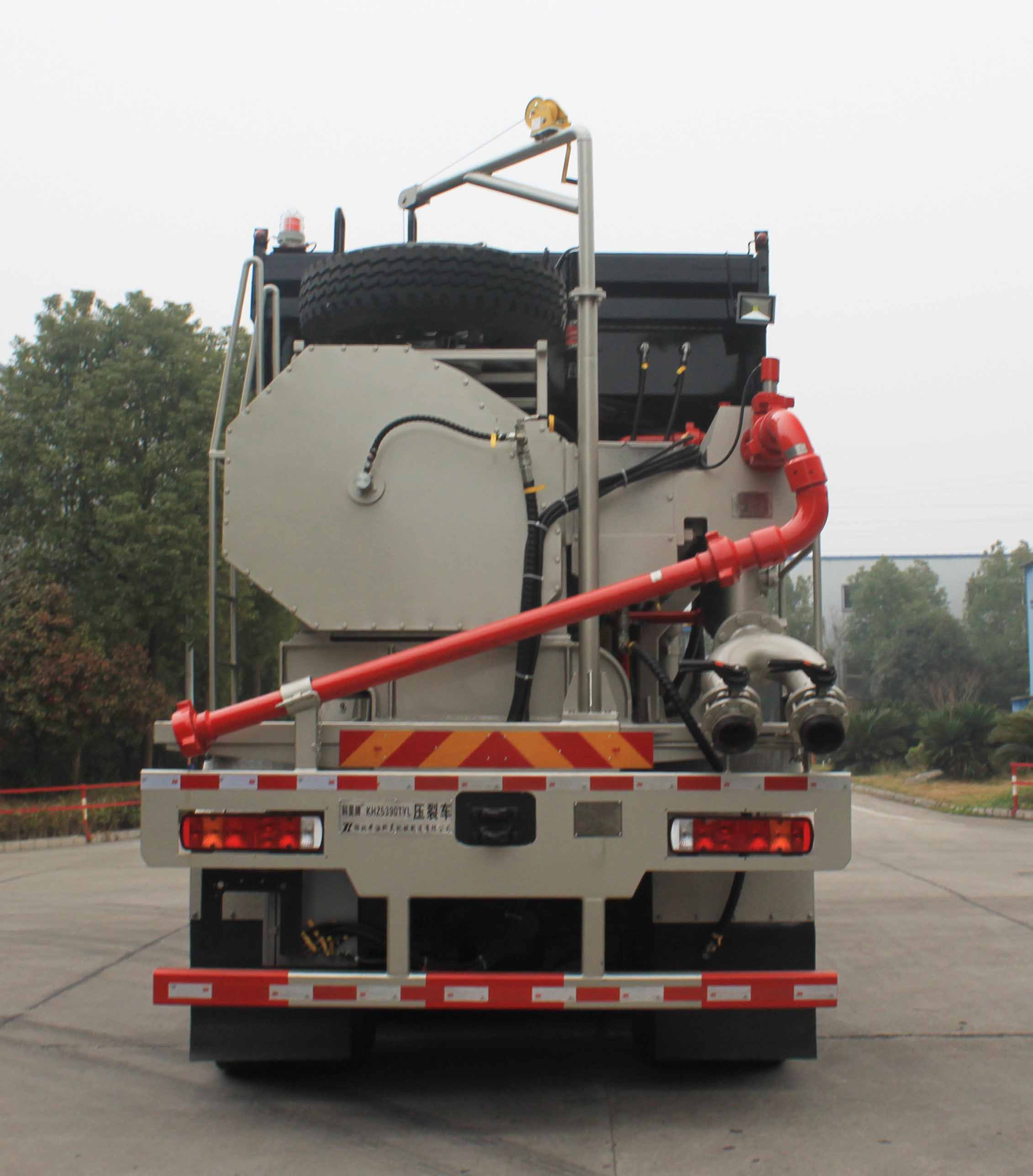 科昊牌KHZ5390TYL壓裂車(chē)公告圖片