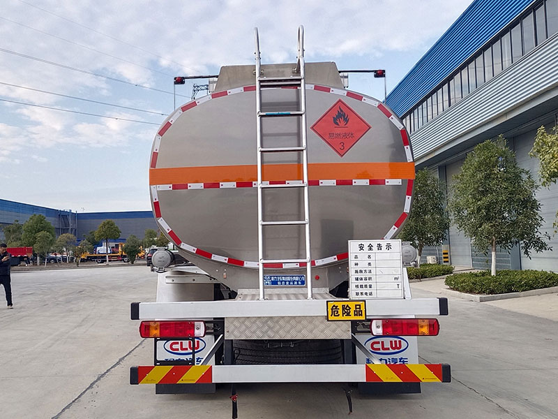 程力牌CL5262GYYLC6鋁合金運(yùn)油車(chē)公告圖片