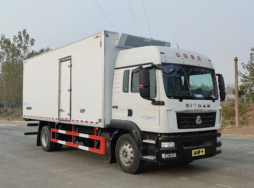 伴君长兴牌AAA5186XLCGF1冷藏车公告图片
