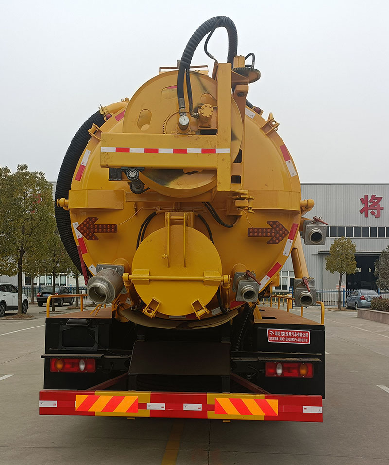 龙牧双星牌LMX5180GQWDF6清洗吸污车公告图片