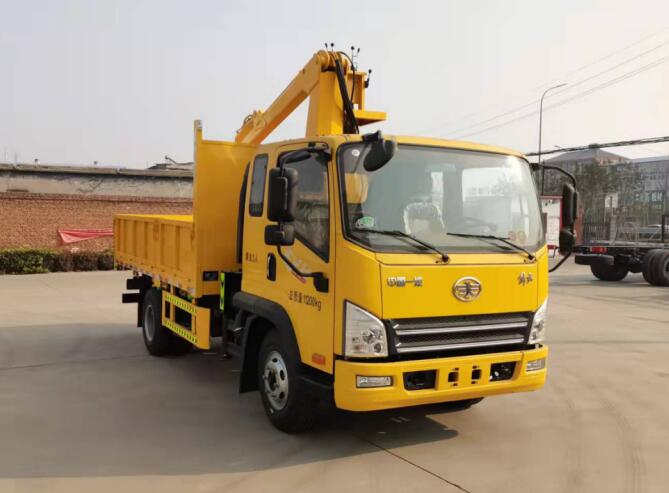 魯嘉牌JSF5110ZZDCA6抓斗式垃圾車公告圖片