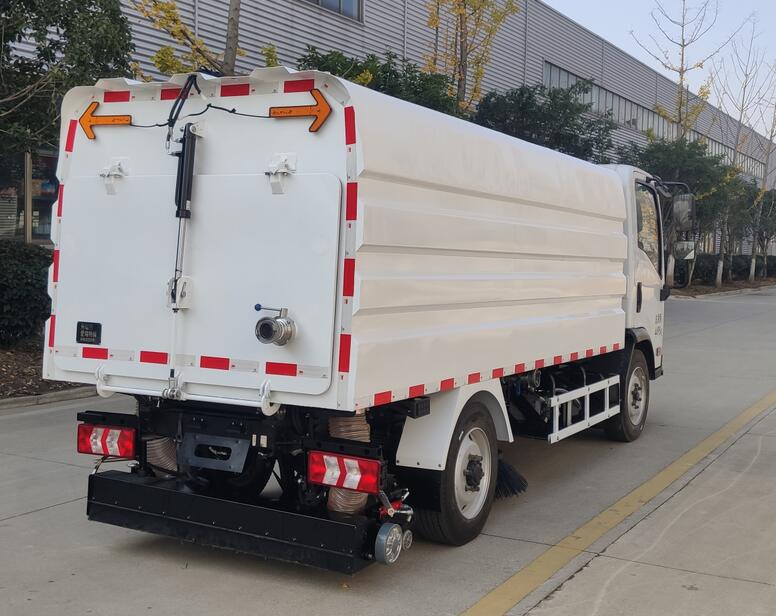 愛瑞特牌ART5040TXSS48BEV純電動(dòng)洗掃車公告圖片