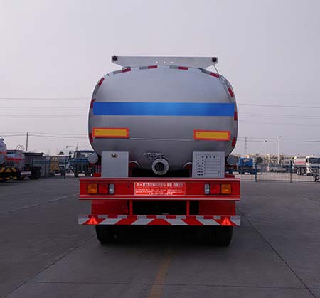楚飞牌CLQ9400GYS液态食品运输半挂车公告图片