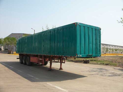 鑫铭宇牌13米32.5吨3轴厢式运输半挂车(LXH9401XXY)