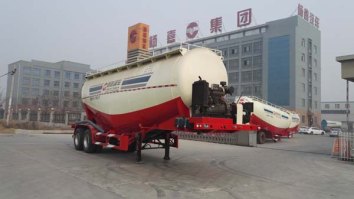下灰半挂车