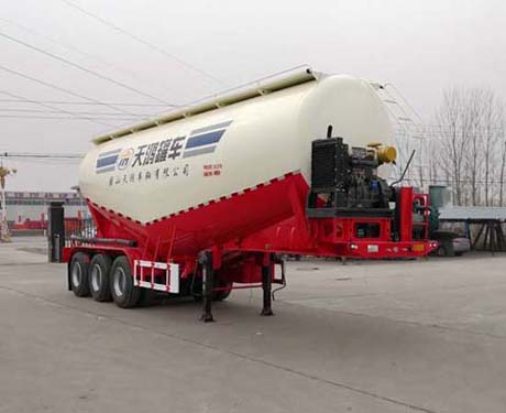 华梁天鸿牌10.6米32.9吨3轴中密度粉粒物料运输半挂车(LJN9403GFL)