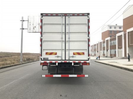 東風(fēng)牌DFH5160XXYEX5A廂式運(yùn)輸車公告圖片