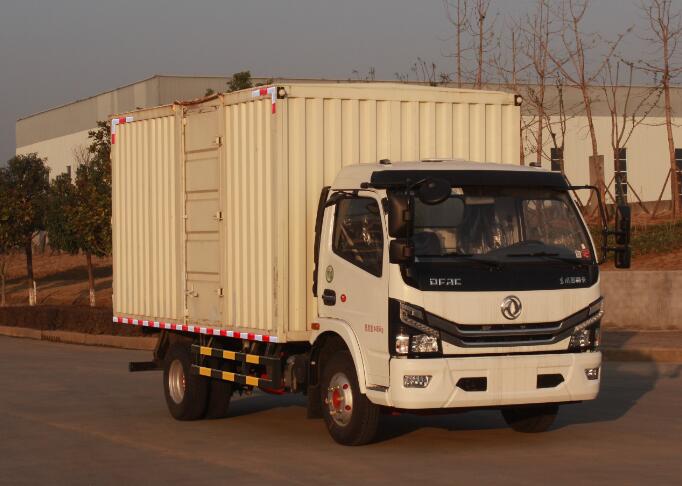 东风牌EQ5040XXY8CD2AC厢式运输车公告图片