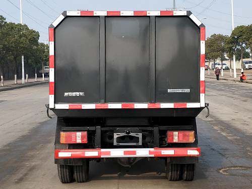 凱馬牌KMC5040ZZZA260DP6自裝卸式垃圾車公告圖片