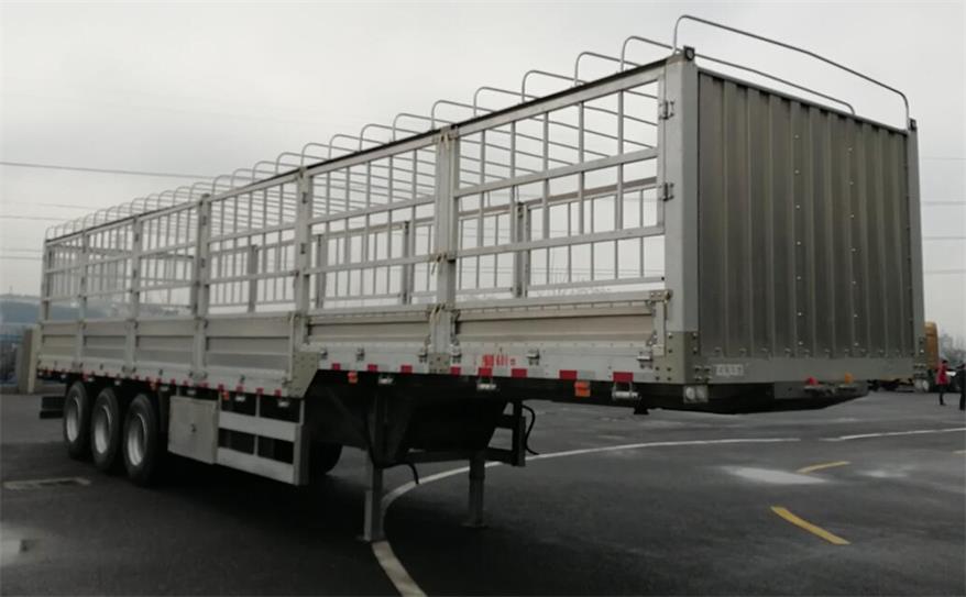 海福龙牌13米33.7吨3轴仓栅式运输半挂车(PC9401CCY4)