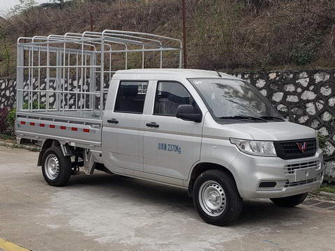 五菱牌LQG5028CCYST6倉柵式運輸車公告圖片