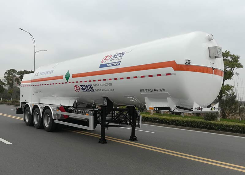 圣达因牌12.1米25.7吨3轴低温液体运输半挂车(SDY9380GDYY)