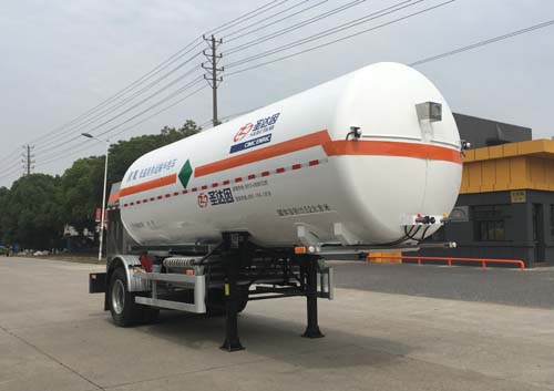 圣达因牌7.5米11.3吨1轴低温液体运输半挂车(SDY9181GDYY)