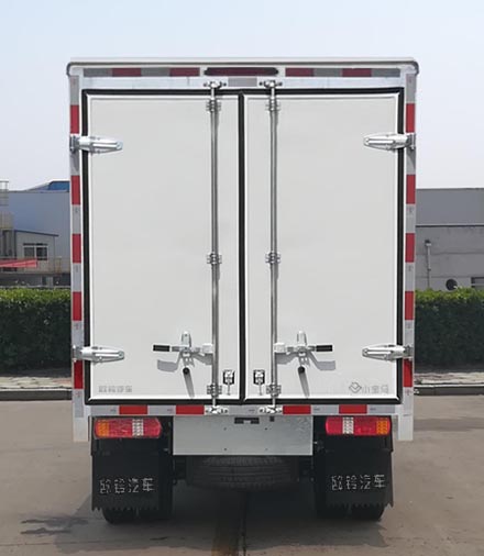 欧铃牌ZB5032XXYBPD0L厢式运输车公告图片