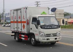 爆破器材运输车