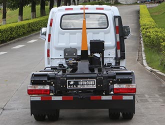 福龍馬牌FLM5030ZXXDG6車廂可卸式垃圾車公告圖片