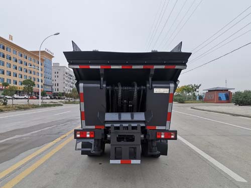长安新款小卡 CSC5036ZZZSC6自装卸式垃圾车公告图片
