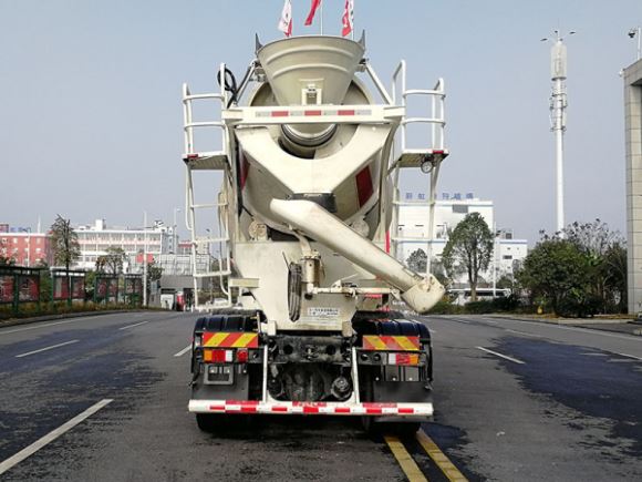 三一牌SYM5310GJB1F1混凝土攪拌運(yùn)輸車公告圖片