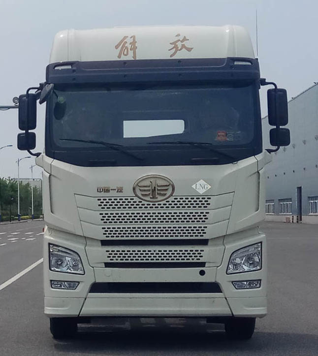 解放牌CA5250TPBP25K15L7T1NE6A80平板运输车公告图片