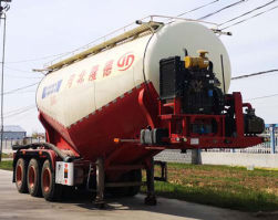 下灰半挂车