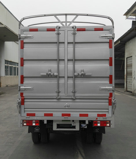 長安牌SC5024CCYXDD6B1倉柵式運(yùn)輸車公告圖片