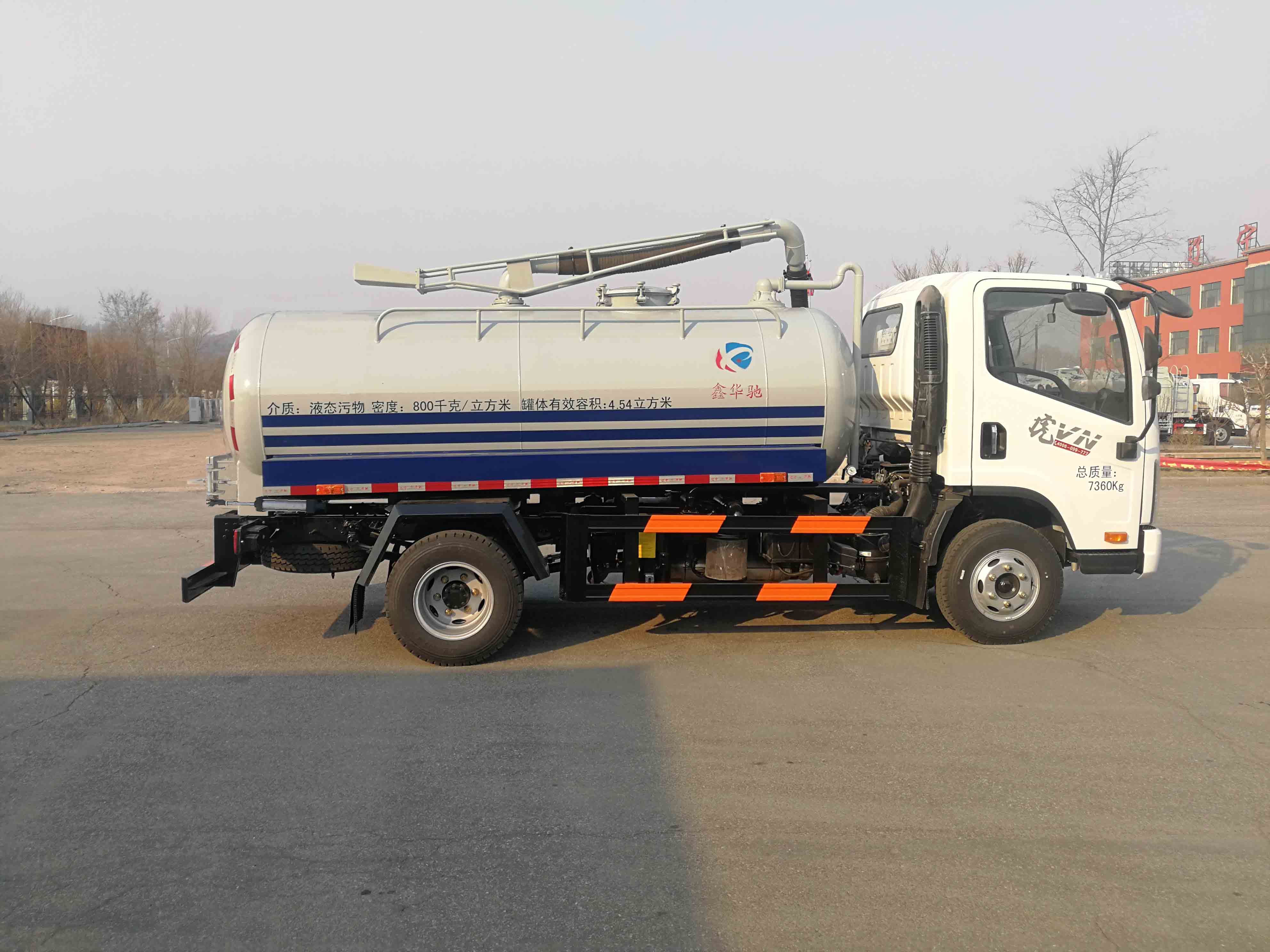 鑫華馳牌THD5073GXWC6吸污車公告圖片