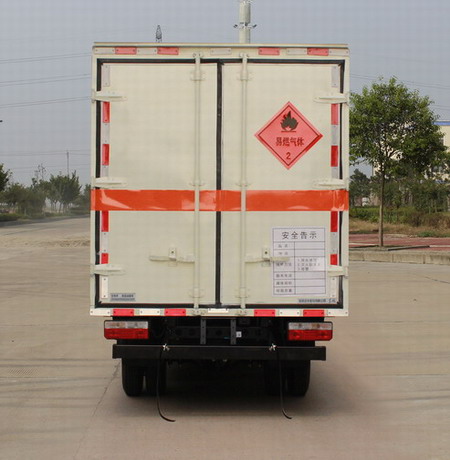 东风牌EQ5045XRQ16DCACWXP易燃气体厢式运输车公告图片