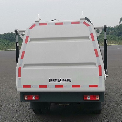 開沃牌NJL5030ZZZKOP6自裝卸式垃圾車公告圖片