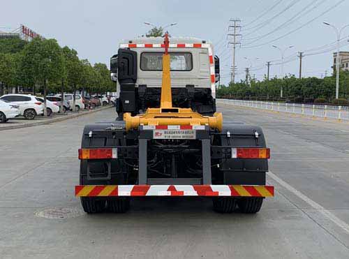 楚飛牌CLQ5250ZXX6DL車(chē)廂可卸式垃圾車(chē)公告圖片