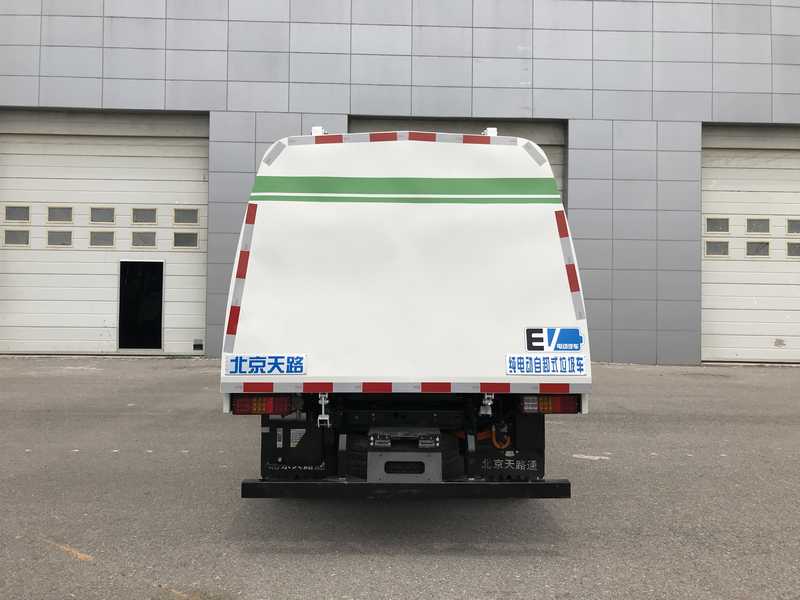 天路牌BTL5040ZLJBYEV纯电动自卸式垃圾车公告图片