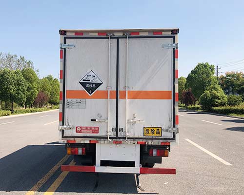 炎帝牌SZD5045XFWEQ6腐蝕性物品廂式運輸車公告圖片