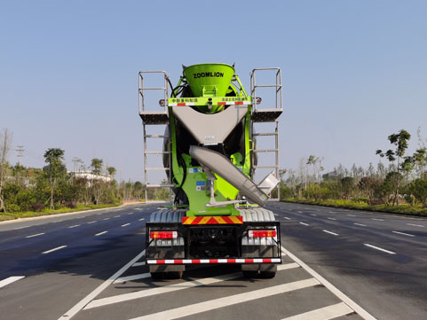 中聯(lián)牌ZLJ5312GJBJC5F混凝土攪拌運(yùn)輸車公告圖片