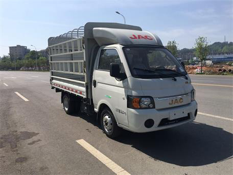 江淮牌HFC5036CCYPV3E5B4S倉柵式運輸車公告圖片