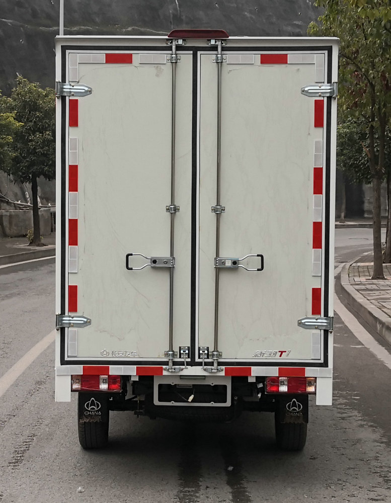 長安牌SC5021XXYXLD6B2廂式運(yùn)輸車公告圖片